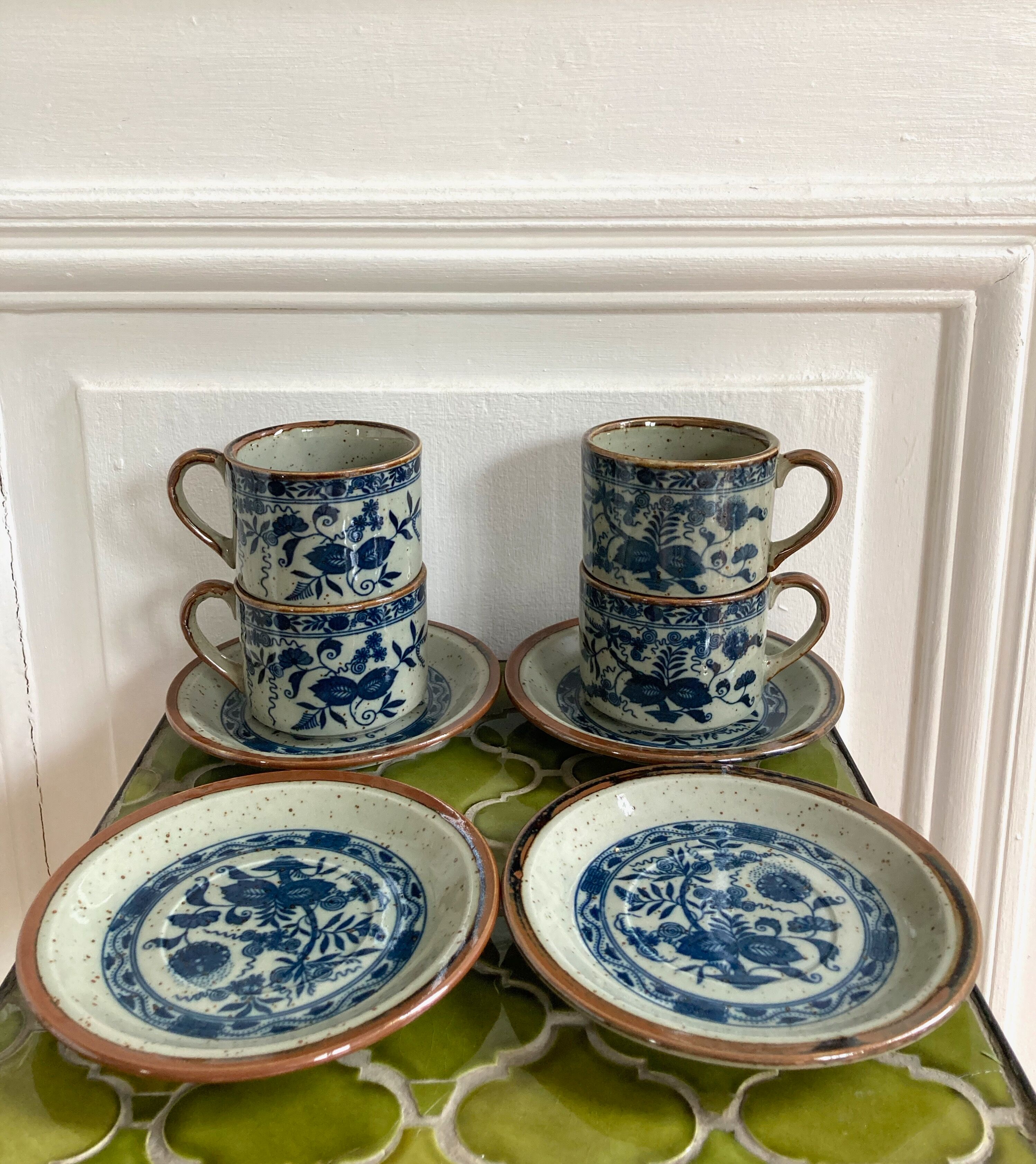 Flowerstone cups and plates