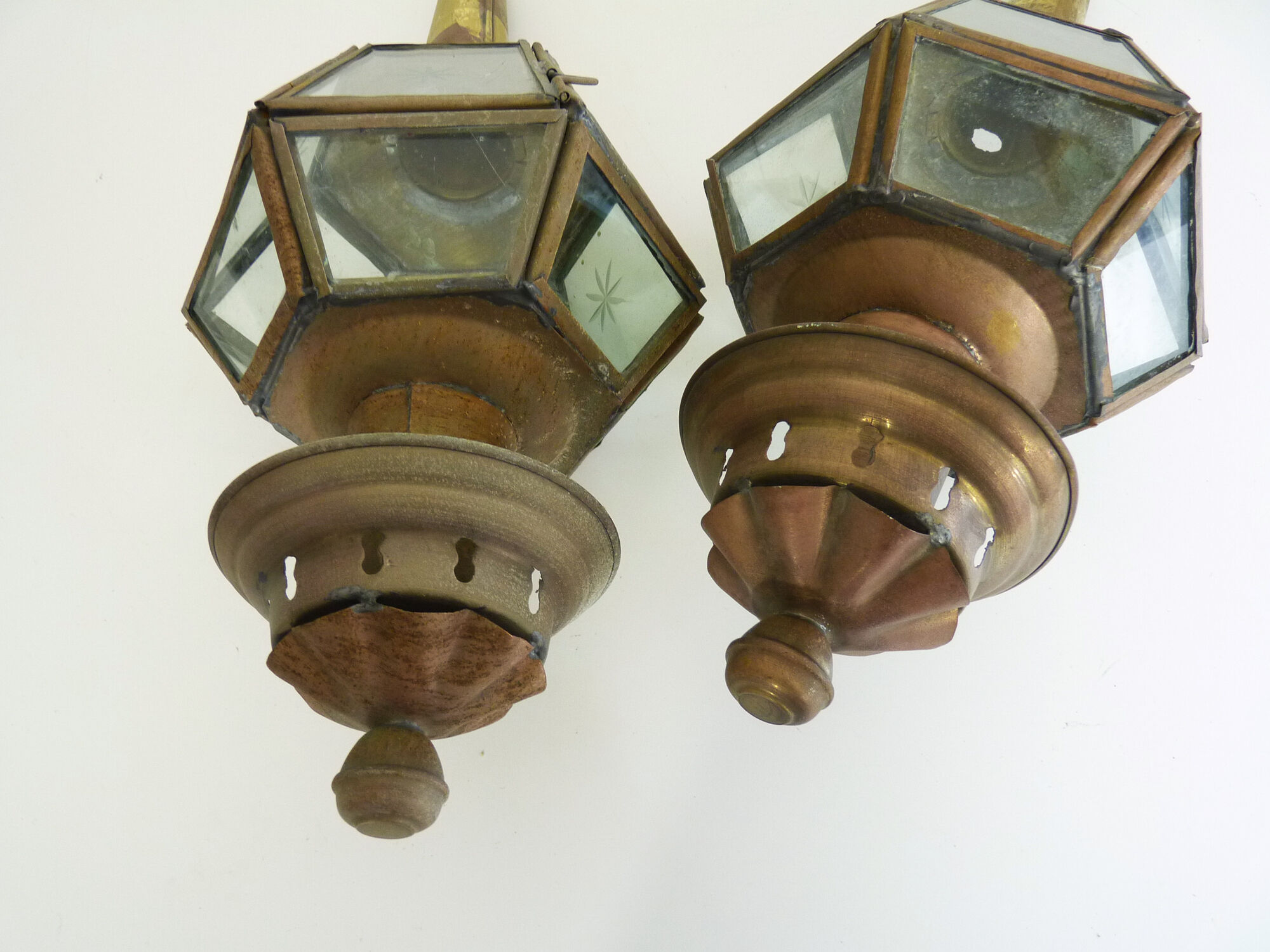 Pair of carriage lanterns