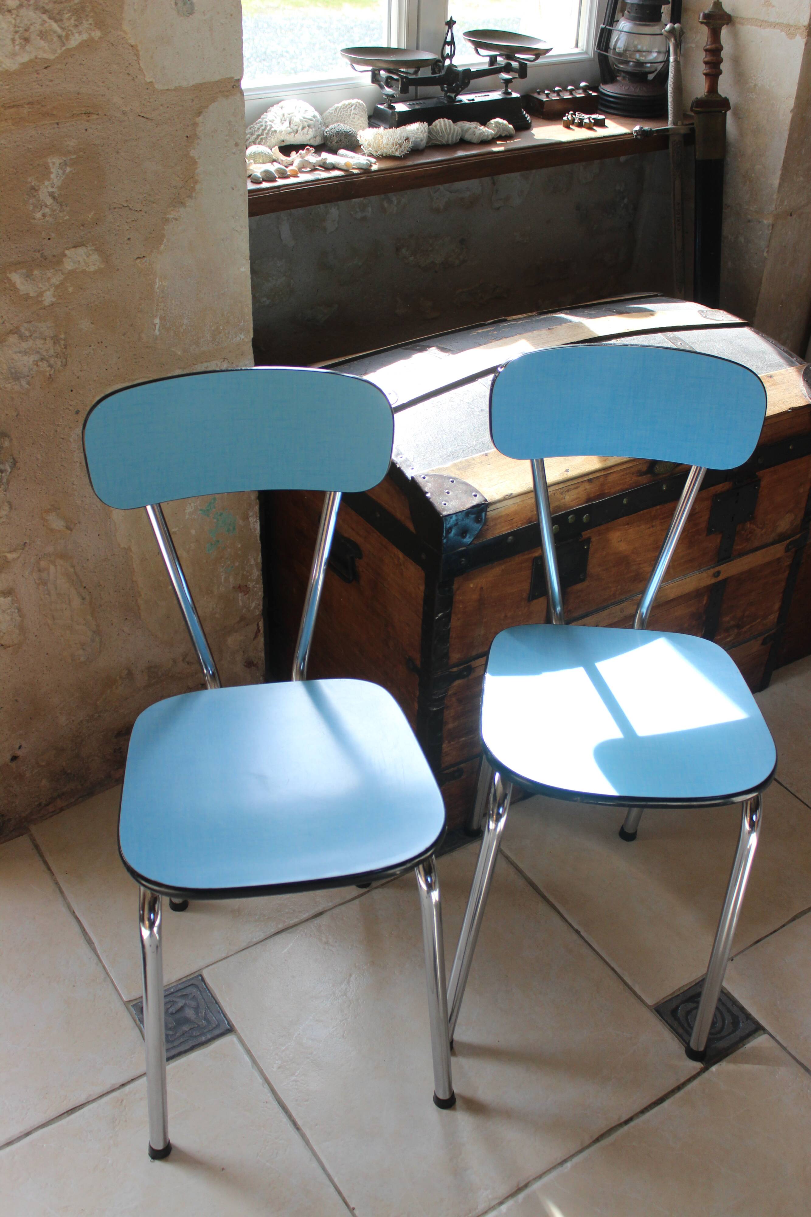 lot de 2 chaises en Formica année 1970