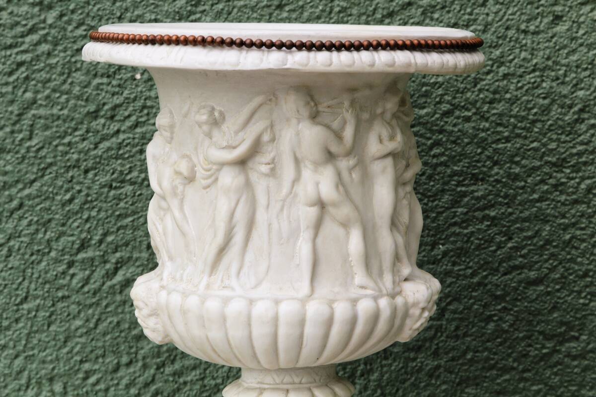 Pair of Medicis Borghese vases in porcelain biscuit and brass.