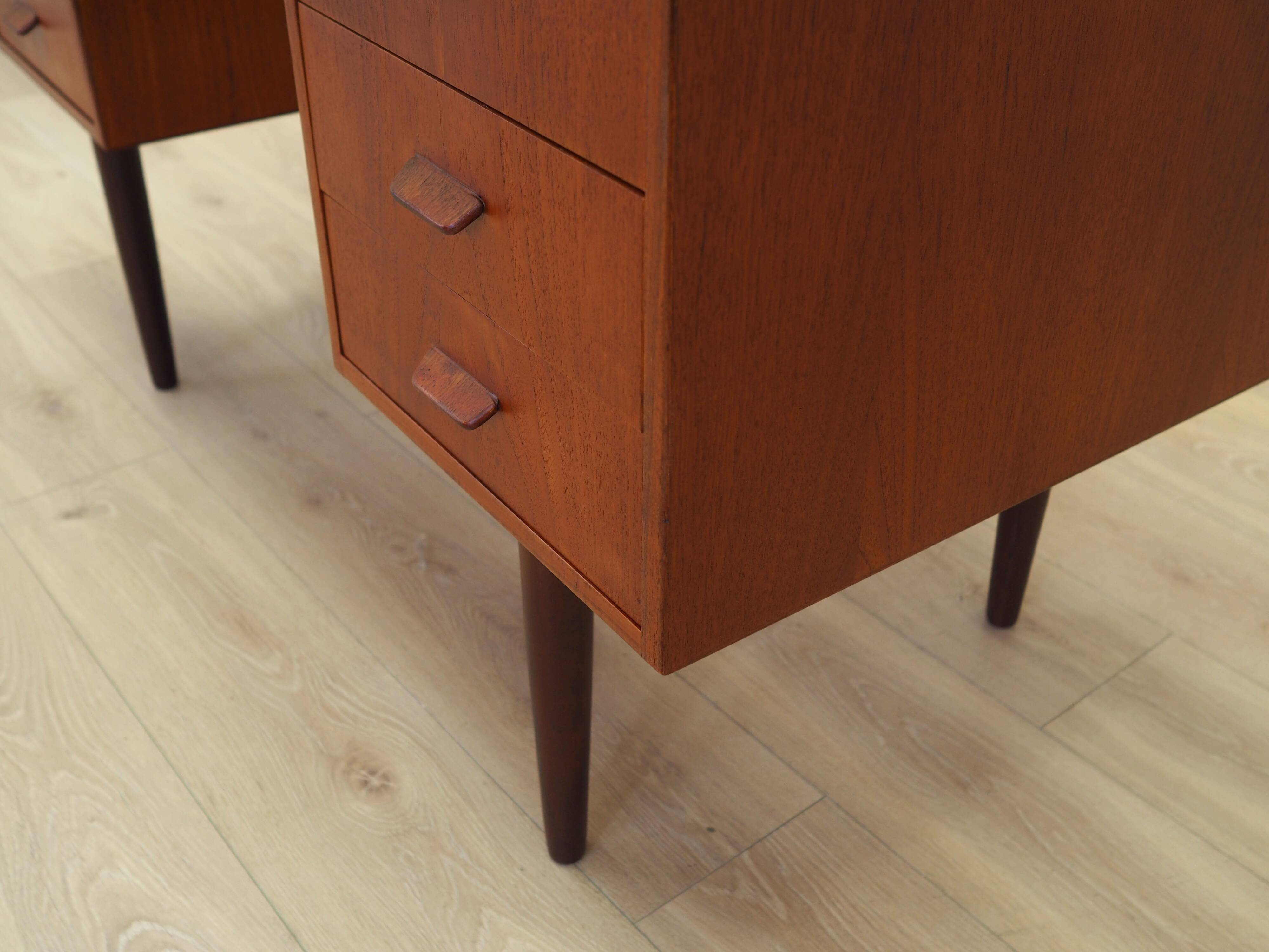 Teak desk, Danish design, 1970s, production: Denmark