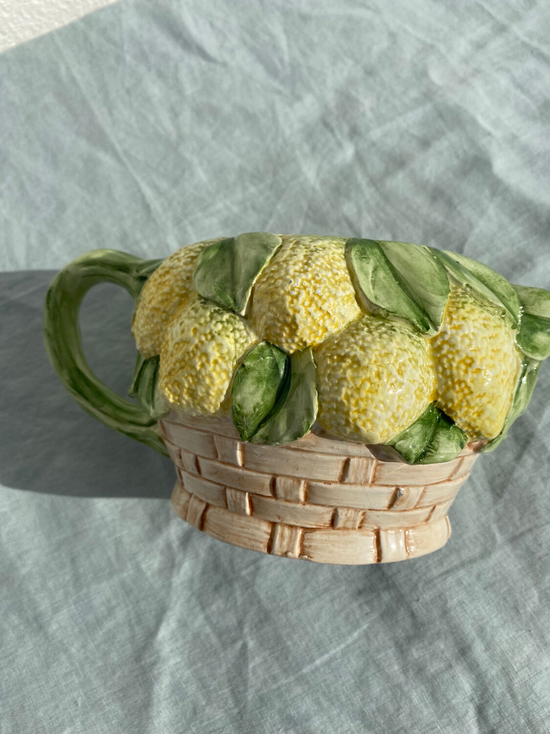 Lemon slushie teapot