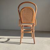 Chaise cannée en bois naturel