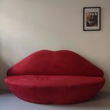 Sofa lips