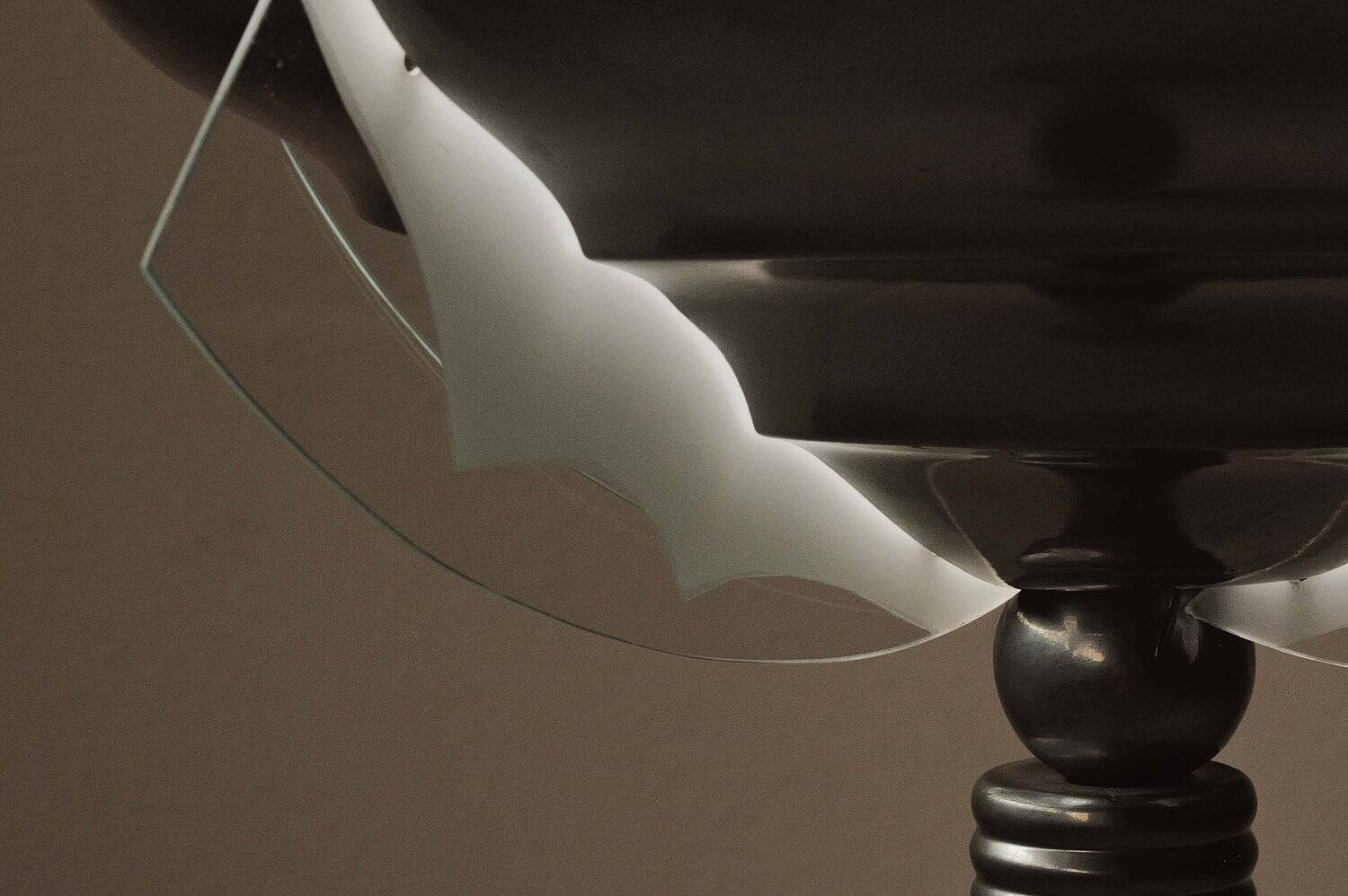 Art Deco floor lamp in oak, metal and glass, circa 1930