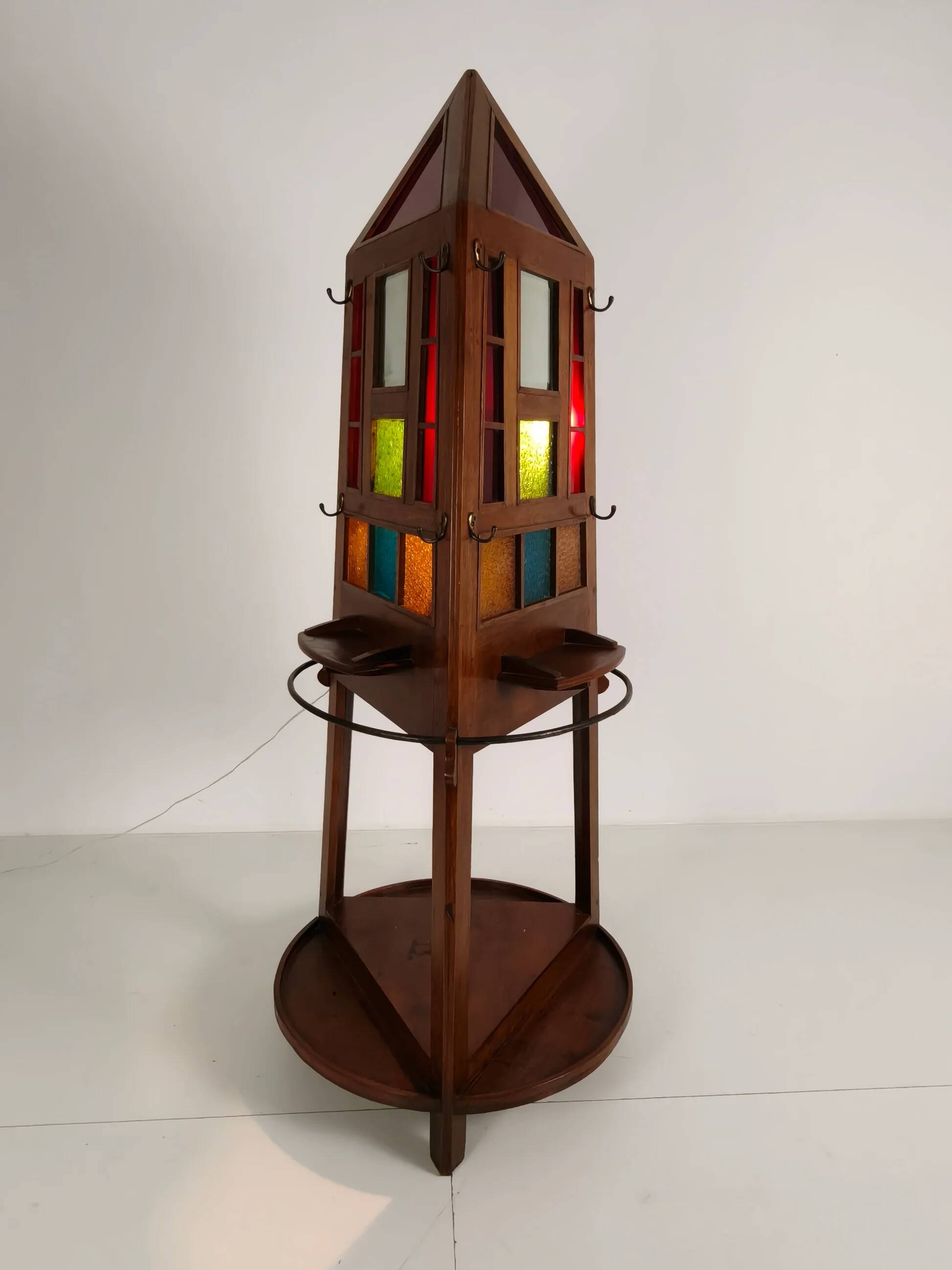 Porte-manteau / porte-parapluies Art Déco en chêne unique – Design obélisque des années 1920 avec vitrail