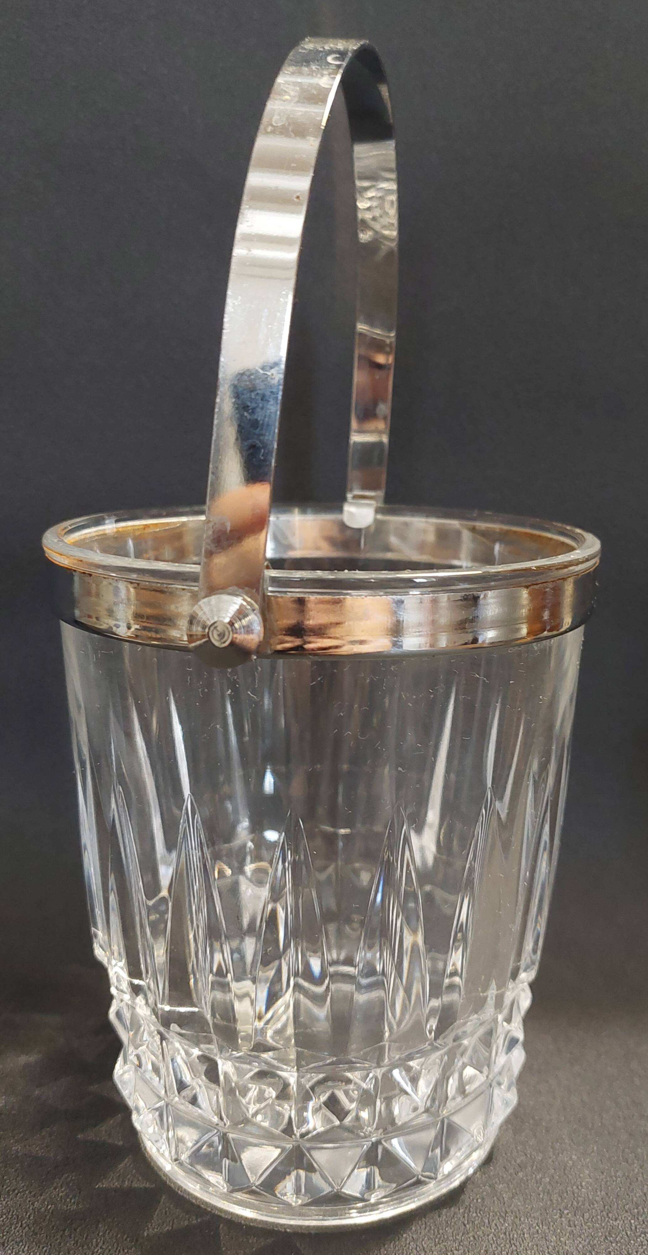 Vintage crystal ice bucket from Arc.