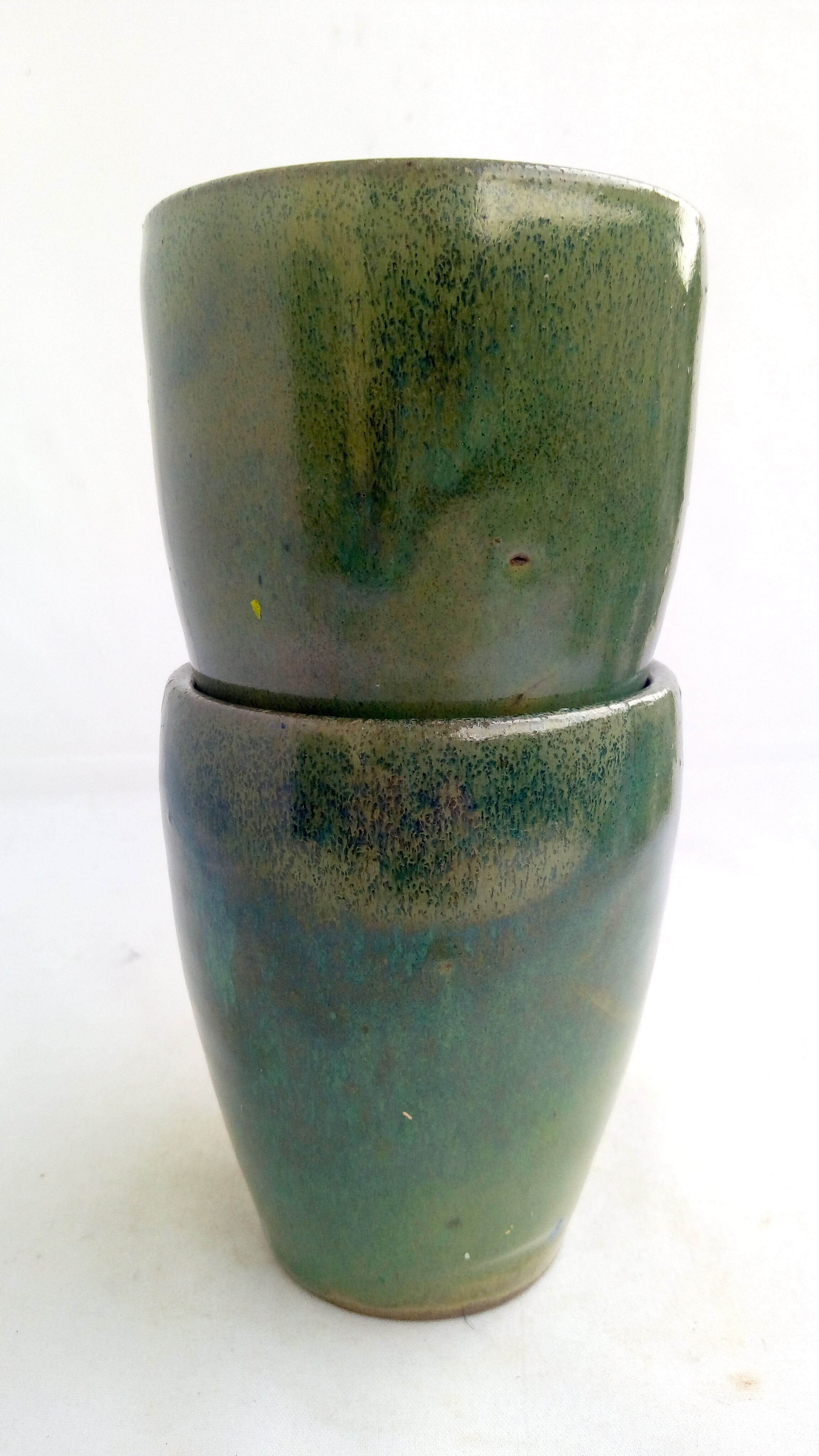 Duo de verres en grès vert bleuté