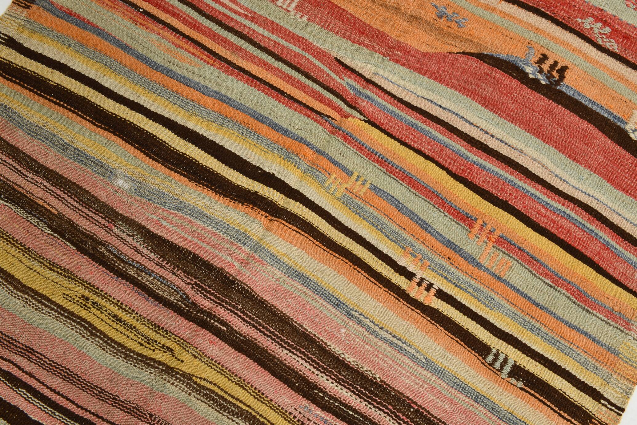 Tapis Kilim rayé rose et orange
