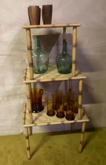 Bamboo trundle table