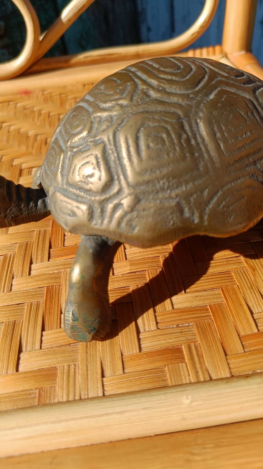 Ancient bronze tortoise ashtray