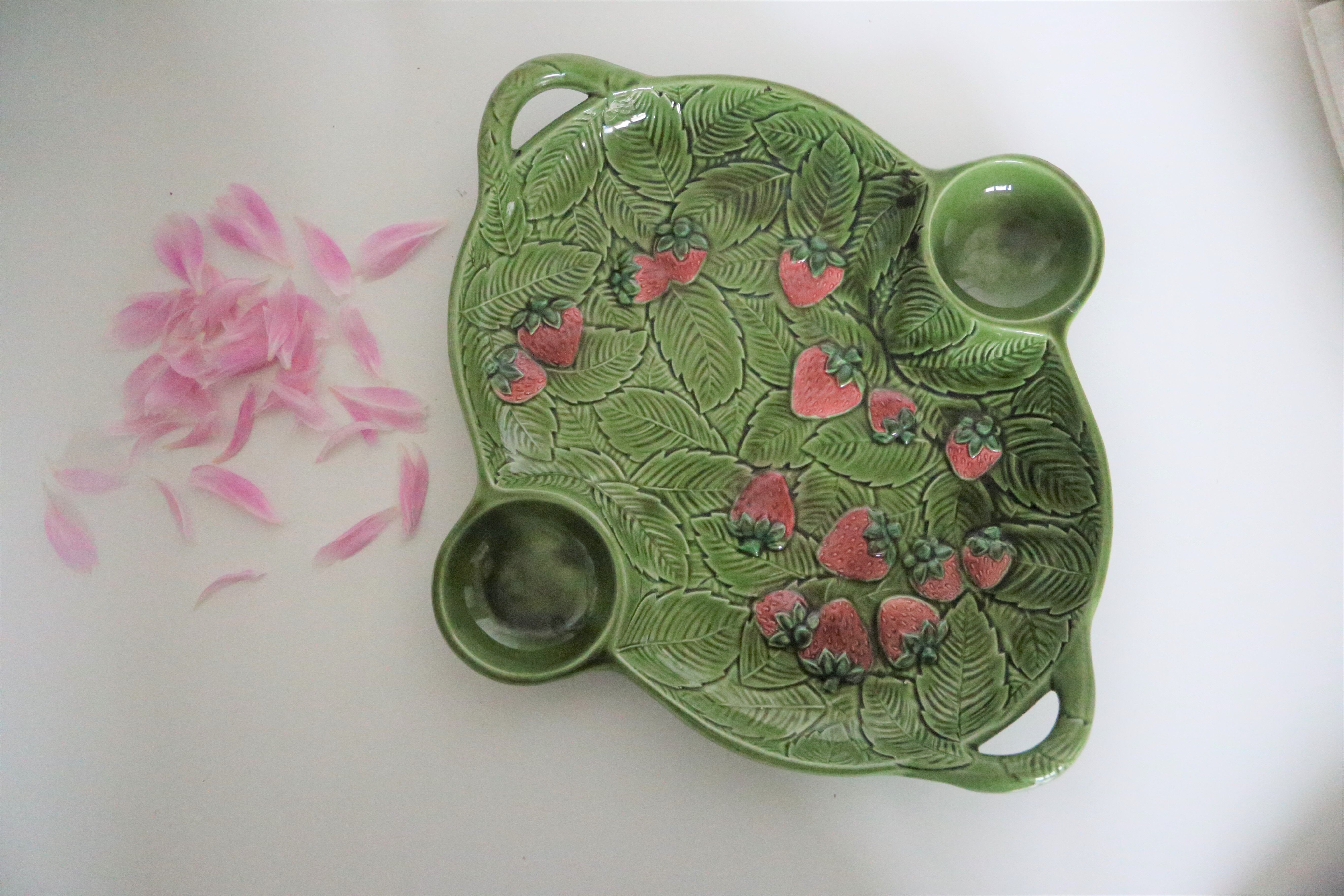 Strawberry serving dish, vintage