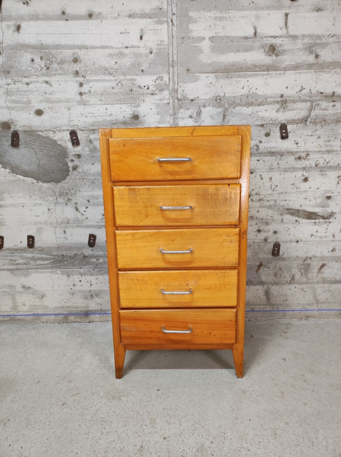 Chiffonnier vintage