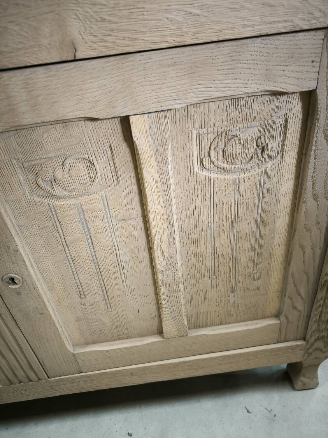 Natural solid oak sideboard circa 1920