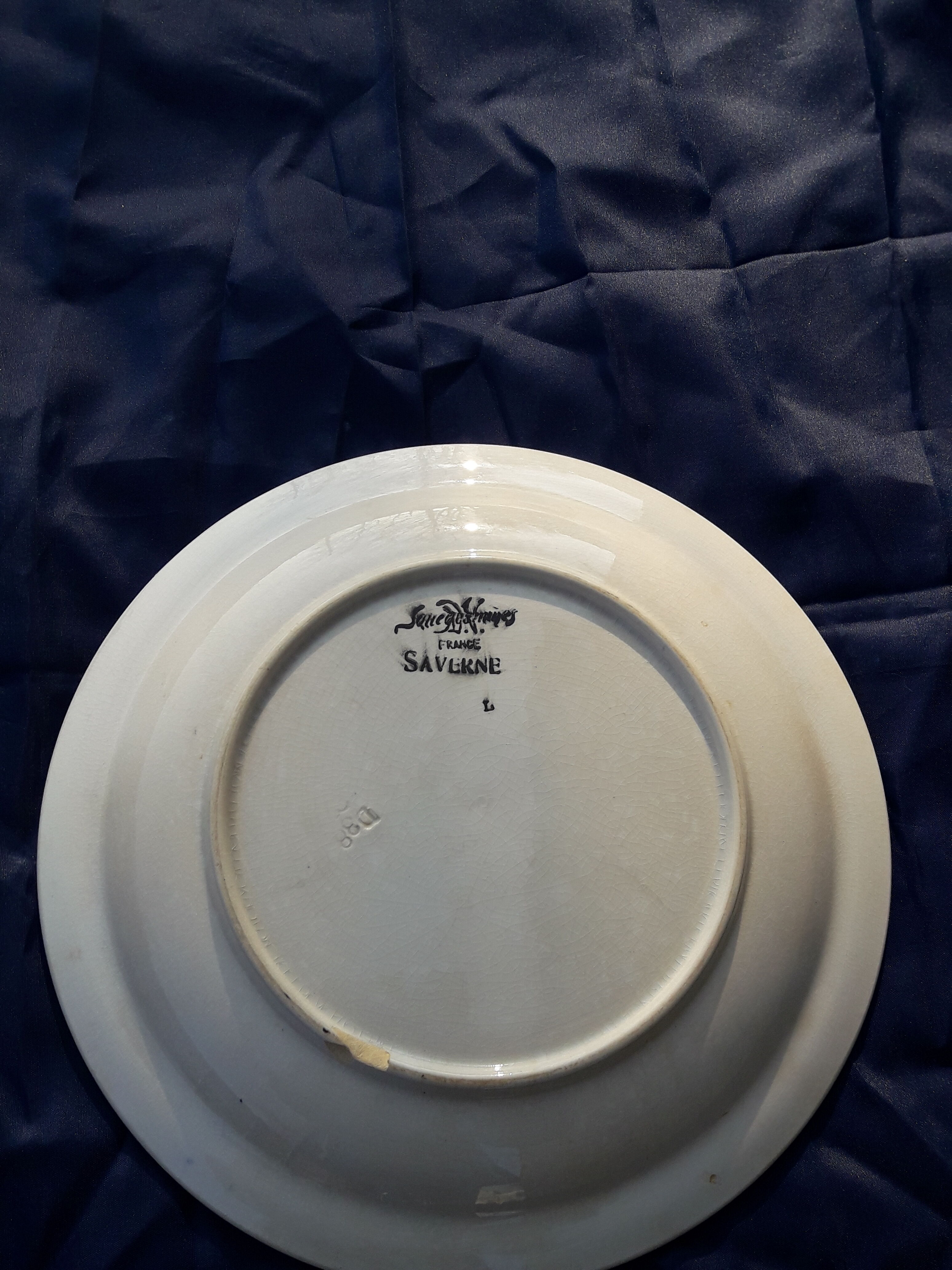 Sarreguemines model lay plate in hollow sarreguemines model Saverne diam 24 cm