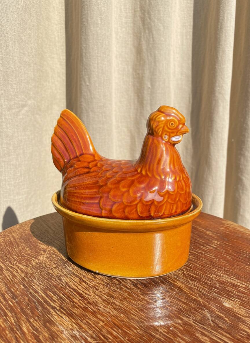 Terrine in a chicken shape