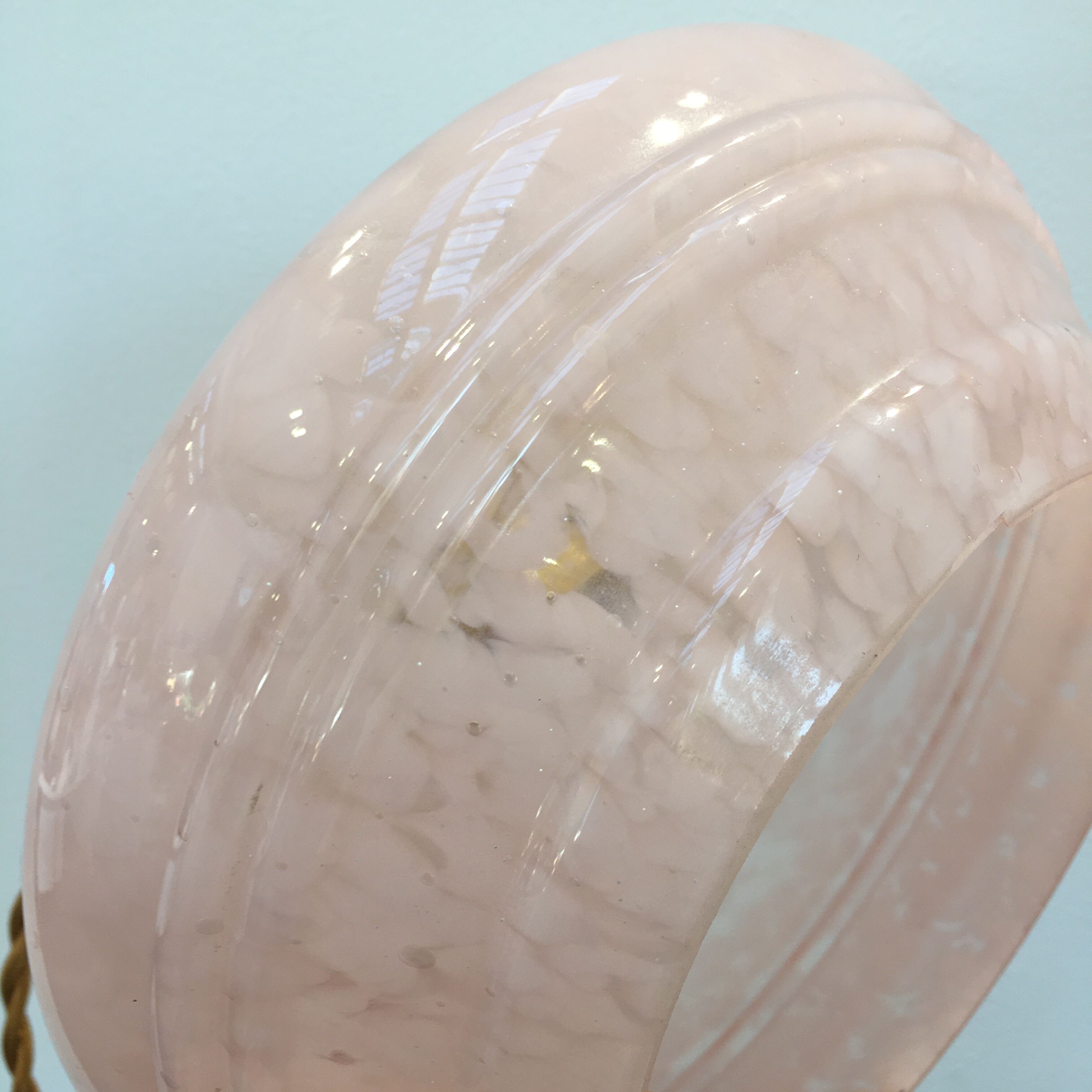 Pair of Art Deco suspensions in pink Clichy glass