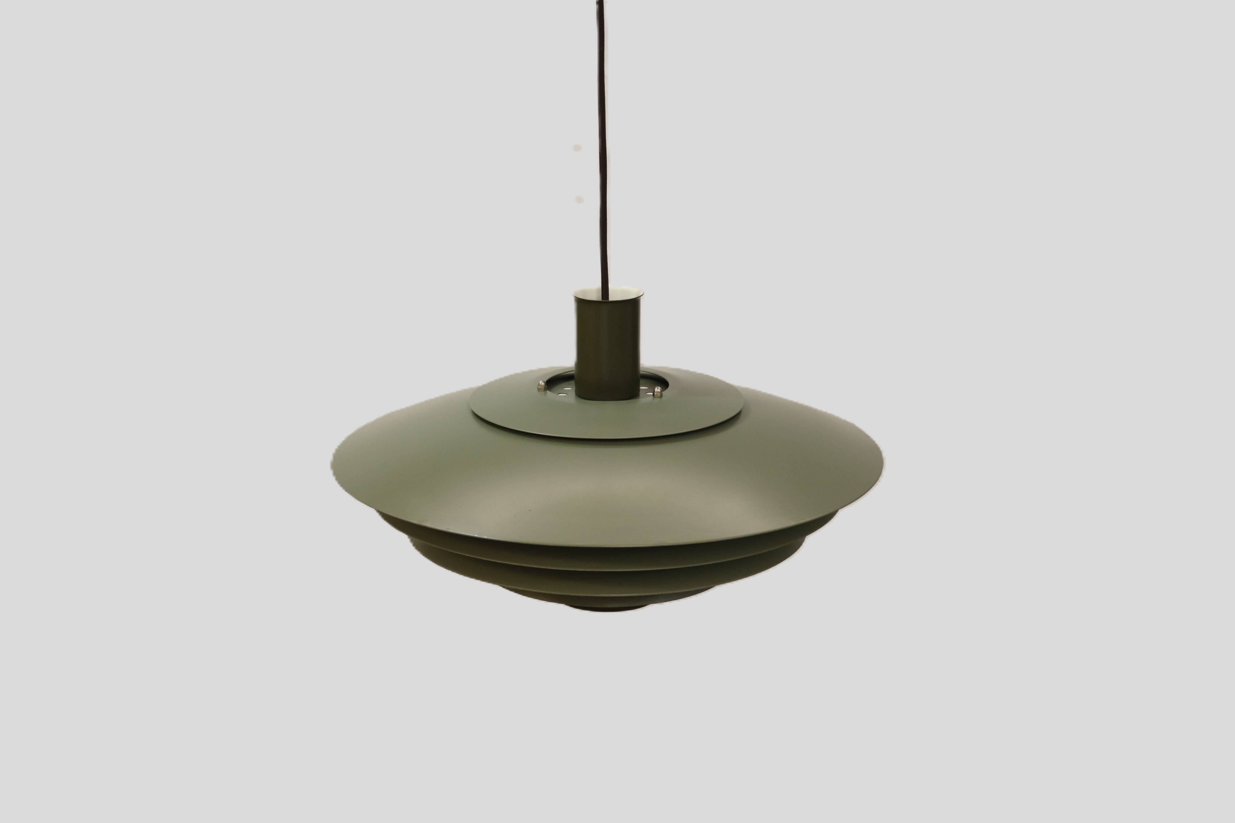 Unique green-coloured Nordic pendant lamp by Form Light model 52610, Denmark.