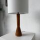Paire de lampes de table bois chêne années 50