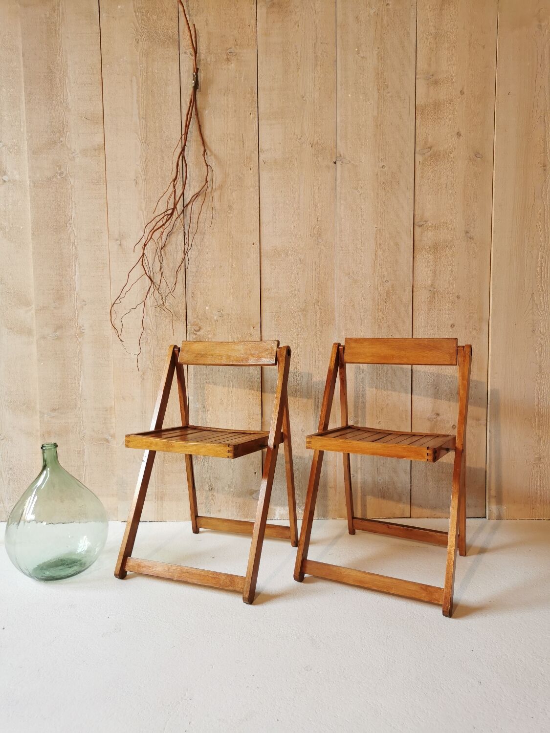 Pair of folding chairs