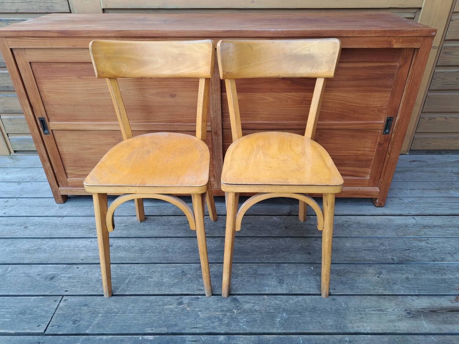 Duo bistro chairs