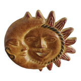 Wall decoration in the shape of sun and moon