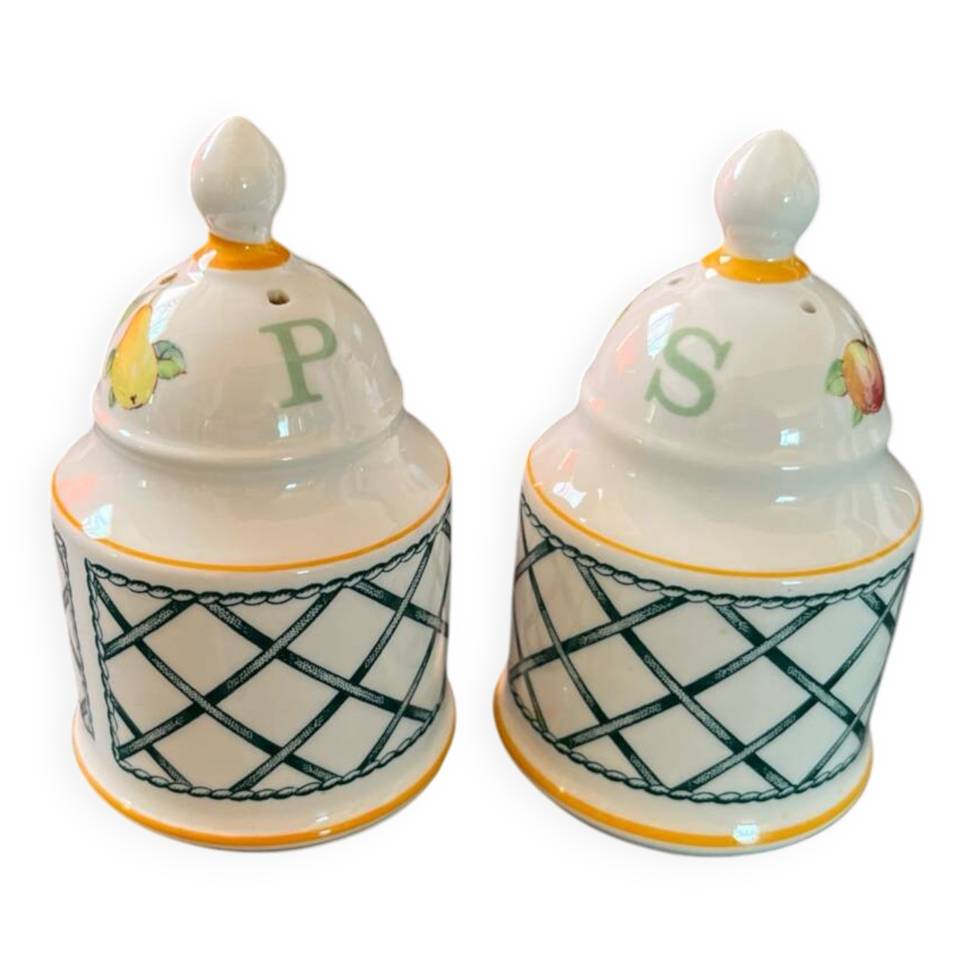 Villeroy and Boch ceramic salt and pepper set, Basket model