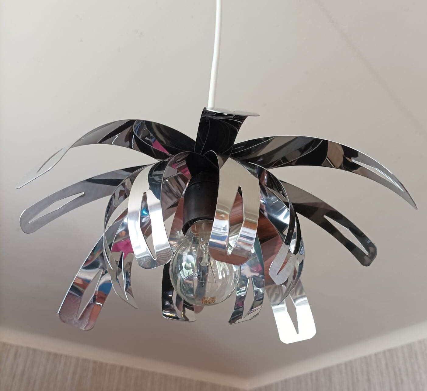 Suspension métal chromé vintage année 70