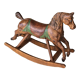 Ancien cheval de manège en bois