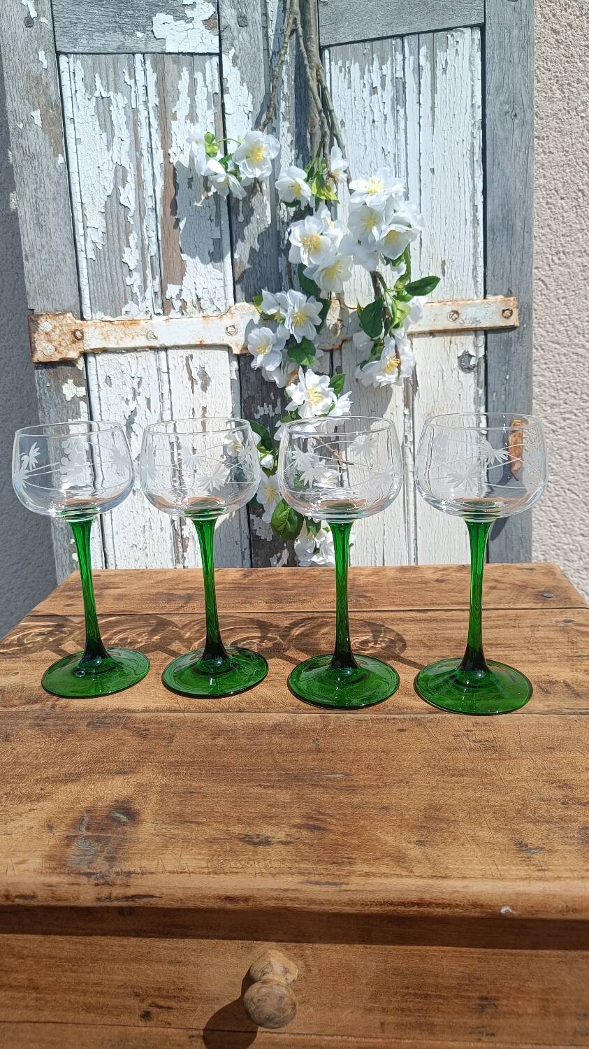 Antique engraved glasses from Alsace