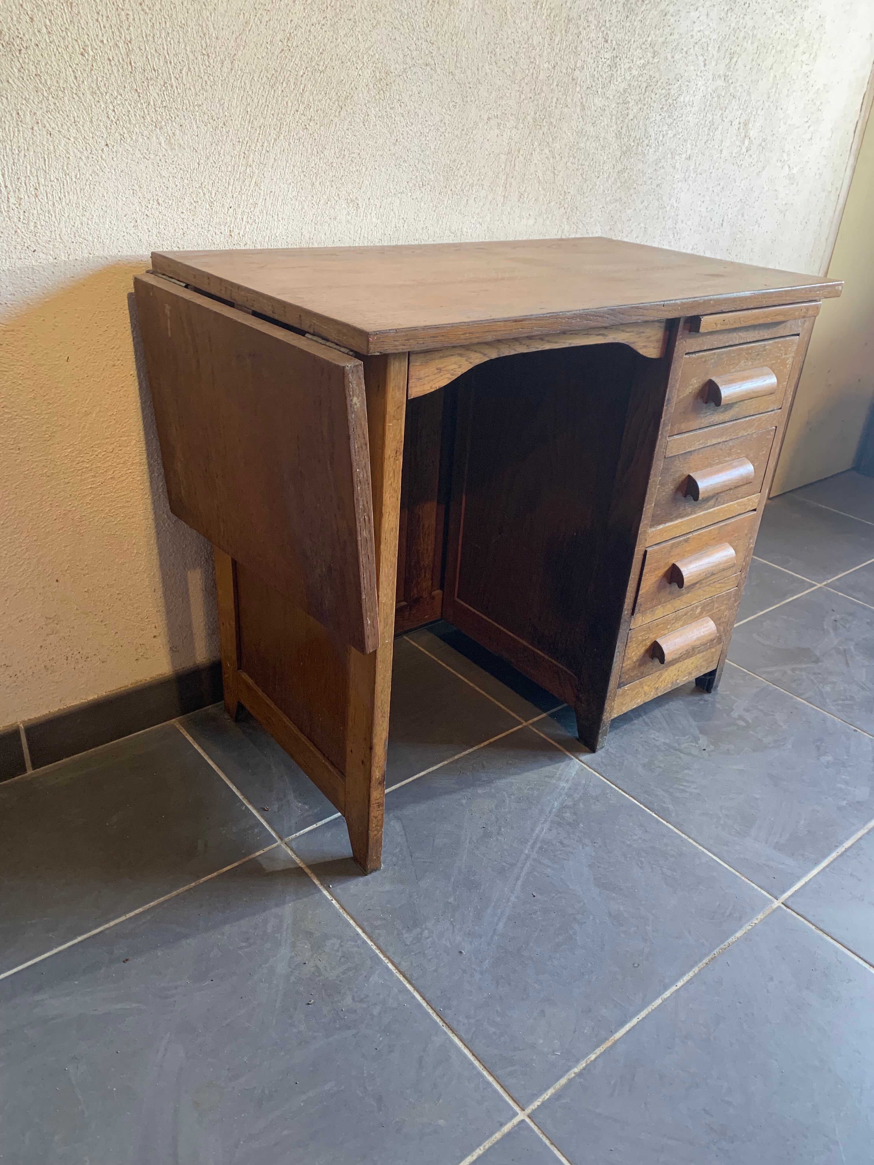 Bureau d’enfant
