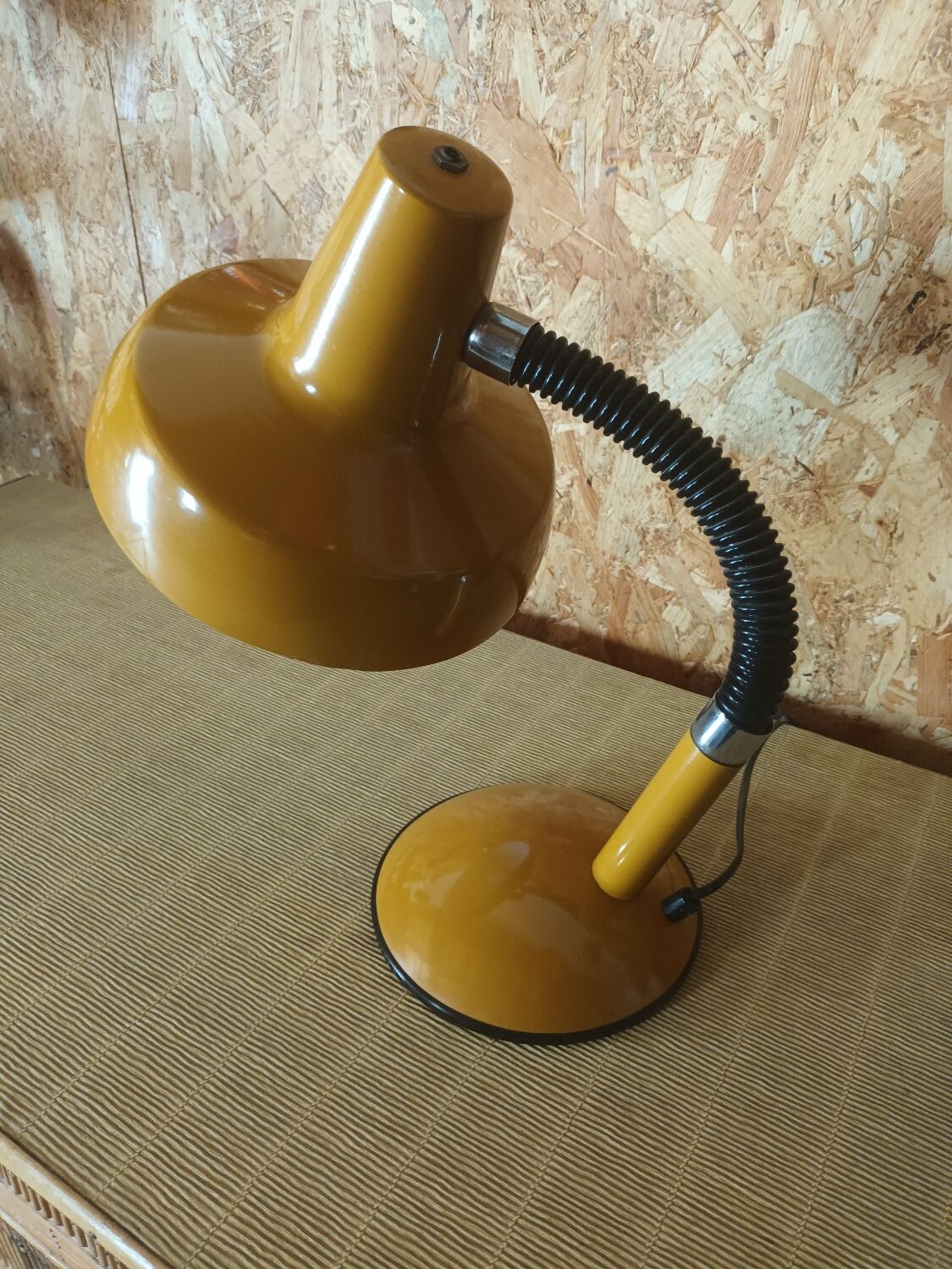 Vintage desk lamp
