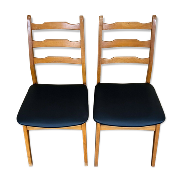 2 chairs