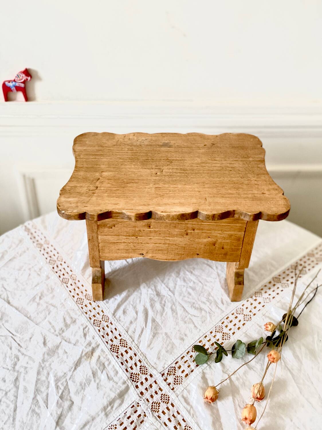 Small vintage wooden chest bench