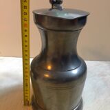 Tin pot