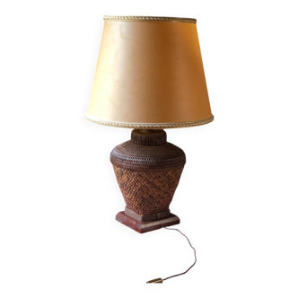 Burmese lamp