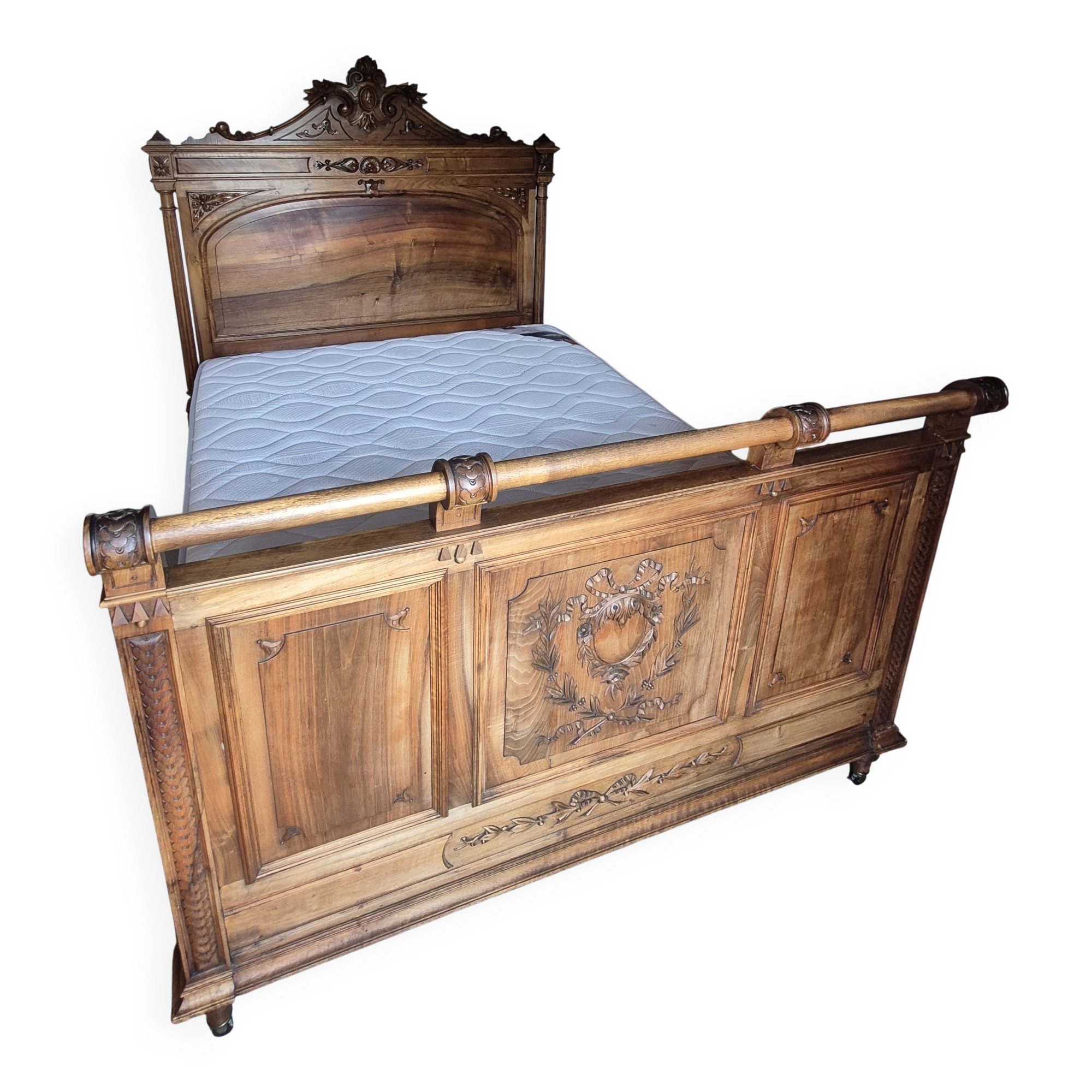 Antique carved bed – solid wood Louis Philippe style