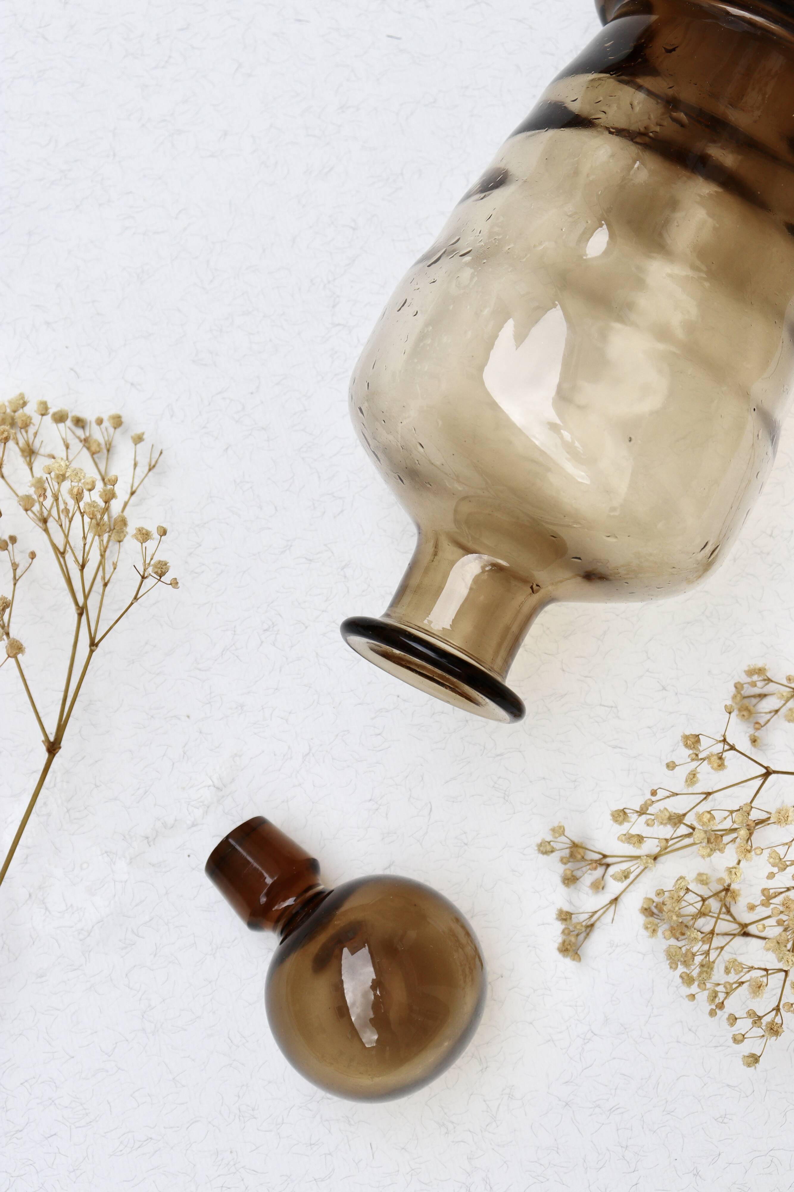 Carafe en verre fumé