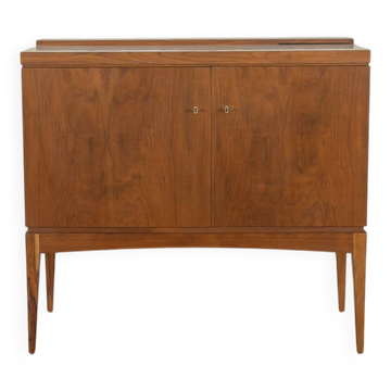 Exclusive home bar from the 1960s