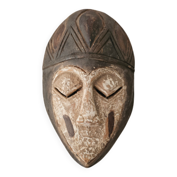 Ancient African mask (Tribe to be identified) Kwele Punu African tribal art