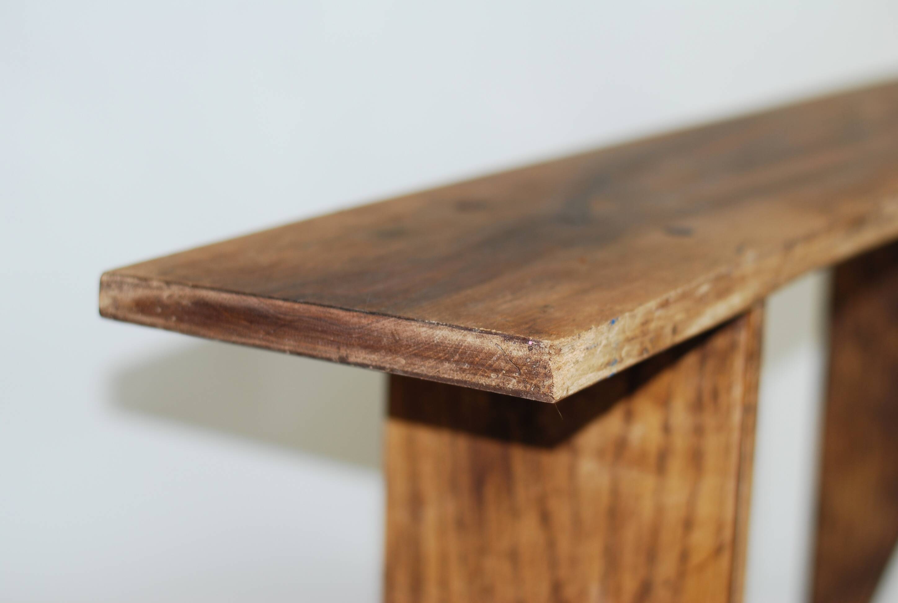 Farm bench in chene