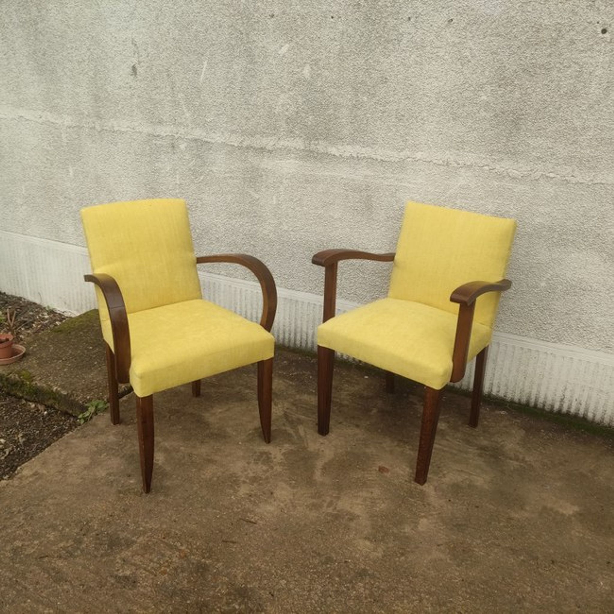 Bridge chair