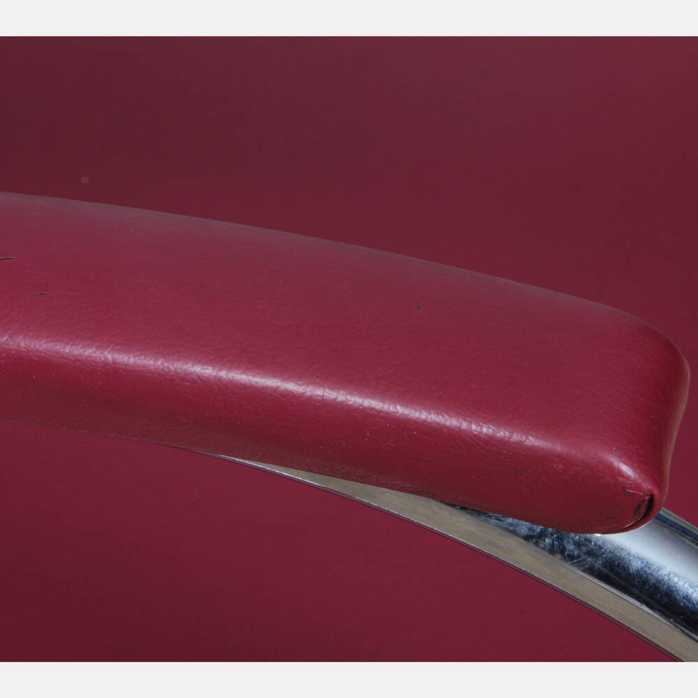 Tubular armchair from the 1960s