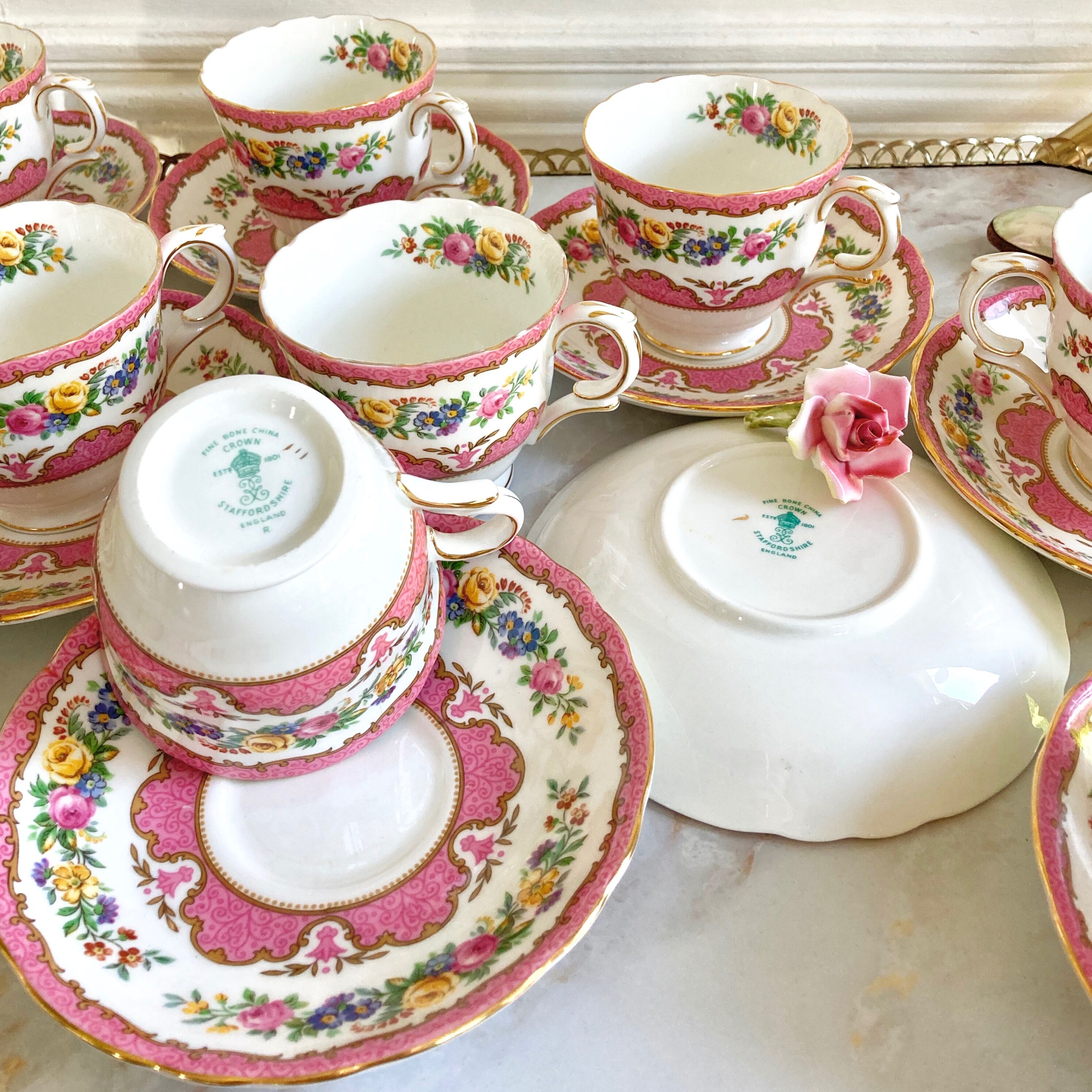 10 English tea cups «Crown» Staffordshire