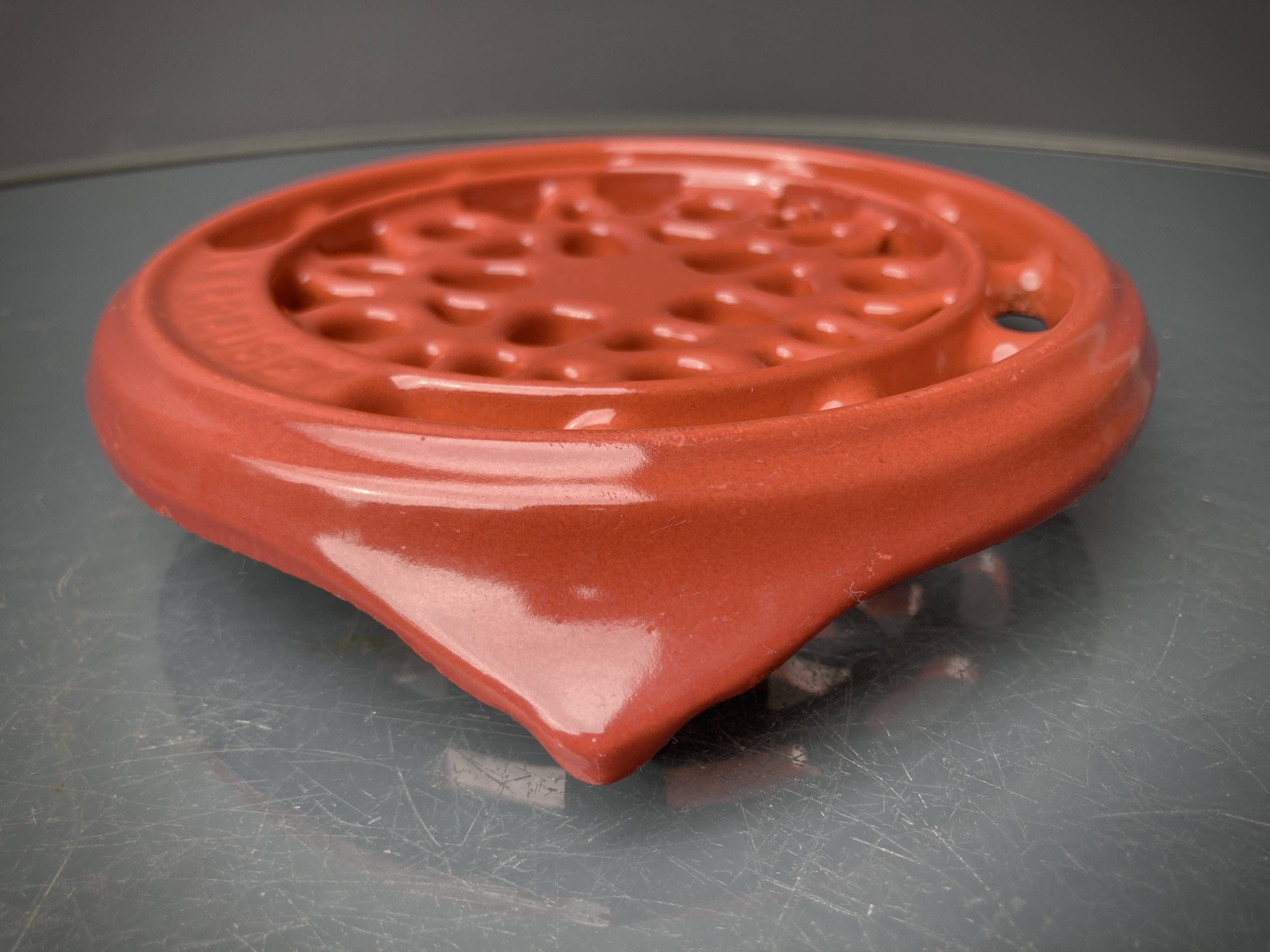 Bottle rest Le Creuset France