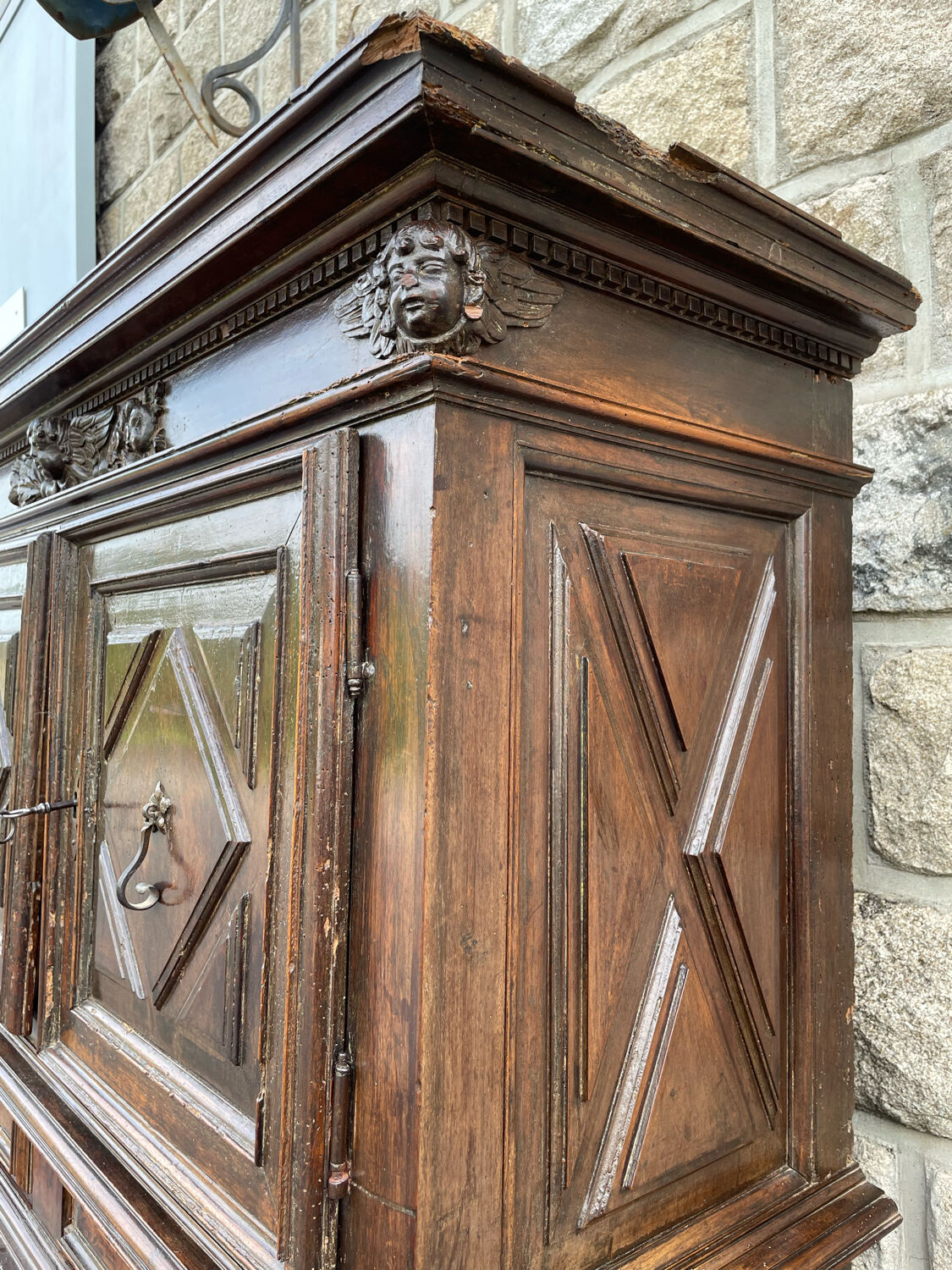 Buffet d'époque Louis XIII  du 18ème siècle