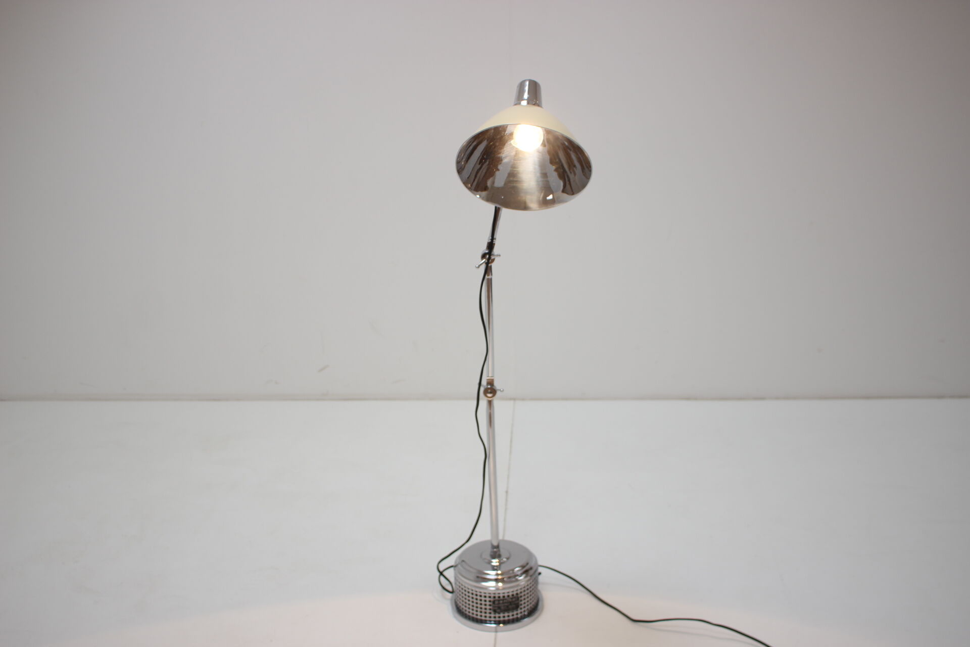 Art-deco adjustable floor or table lamp, Perihel.
