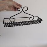 Spice rack in black openwork metal