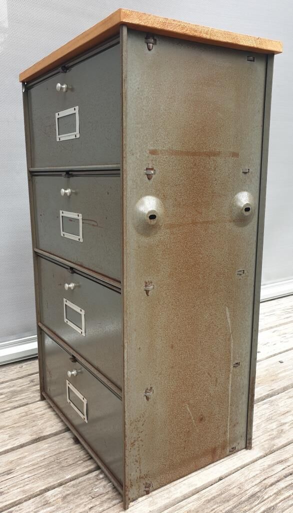 Furniture 4 grey Ronéo flating