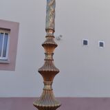 Lampadaire tripode en laiton torsadé